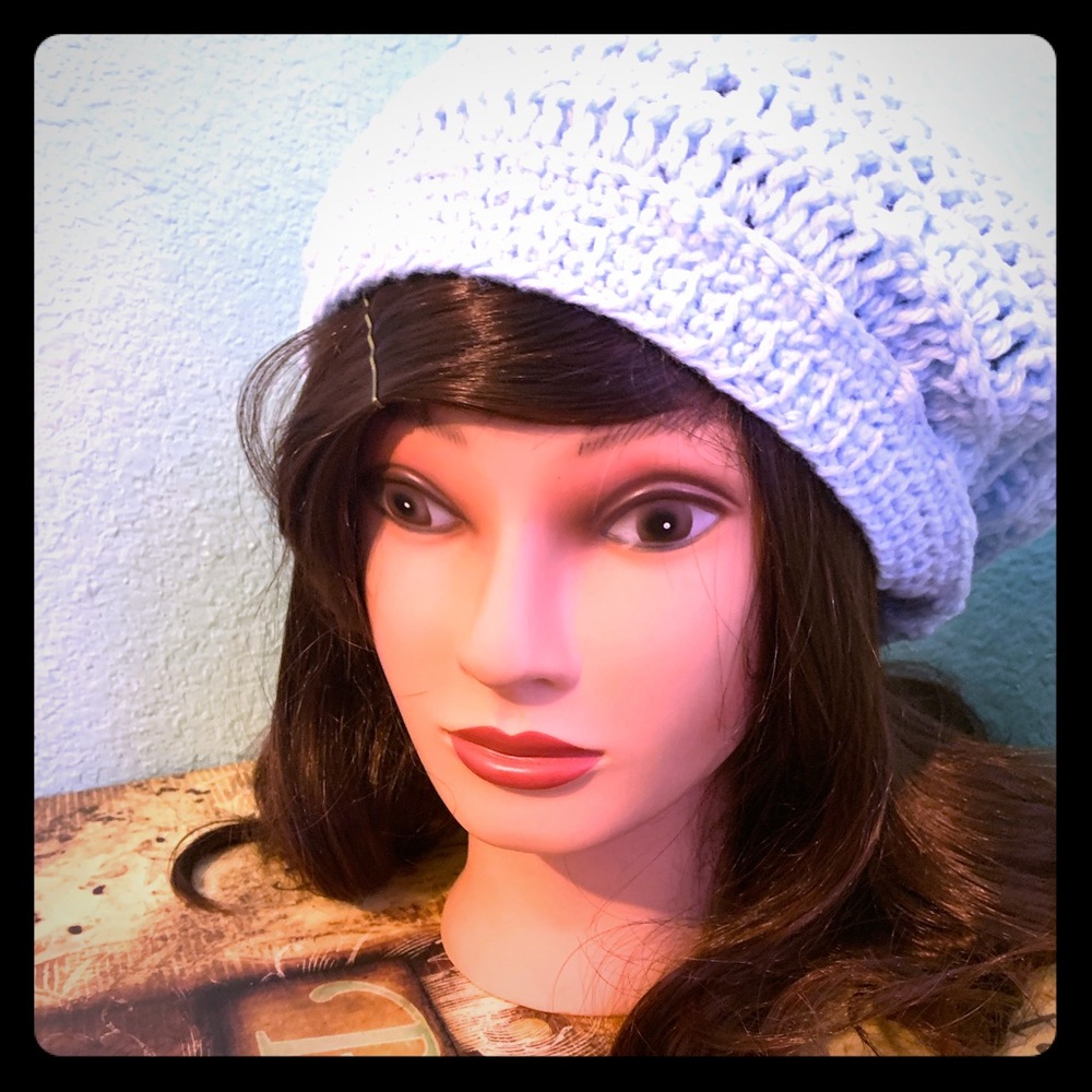 ⭐️ HAND CRAFTED BERET- Powder Blue
